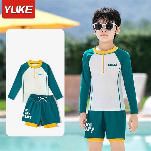T14 - Set bơi bé trai tay dài quần short GREAT