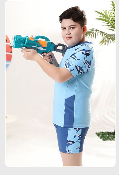 T68 - Bơi tay ngắn quần đùi bé trai  30kg - 80kg