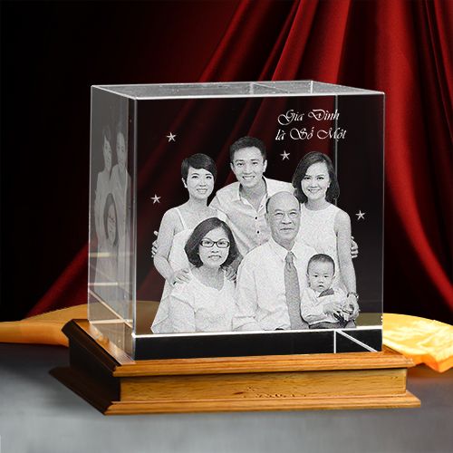 Chân dung 3D Khối Pha Lê Vuông 3D-VIP - 25cm