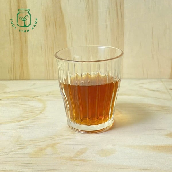 Ly Classic Ribbed Glass