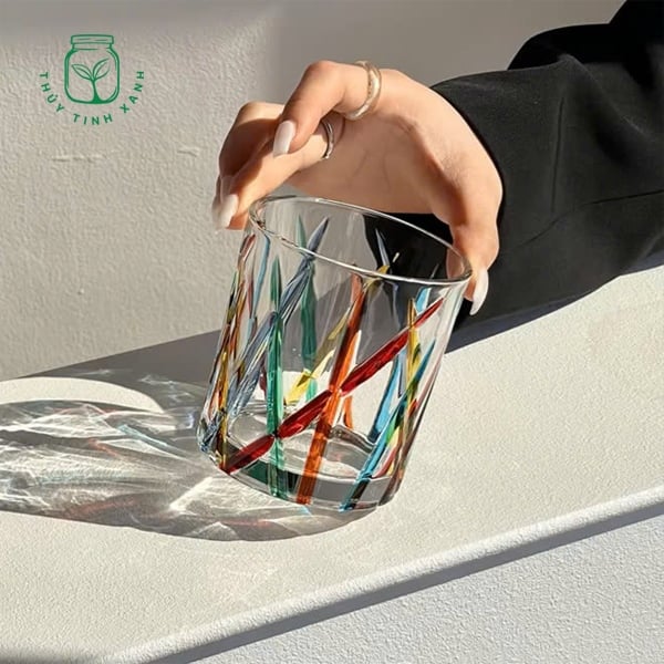 Ly Crisscross Color Glass