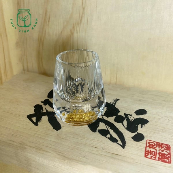 Ly Golden Prism Shot Glass