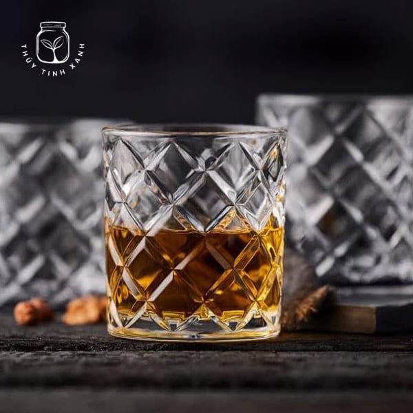 Ly Old Fashioned
