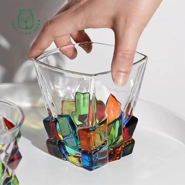 Ly Colored Cube Base Glass