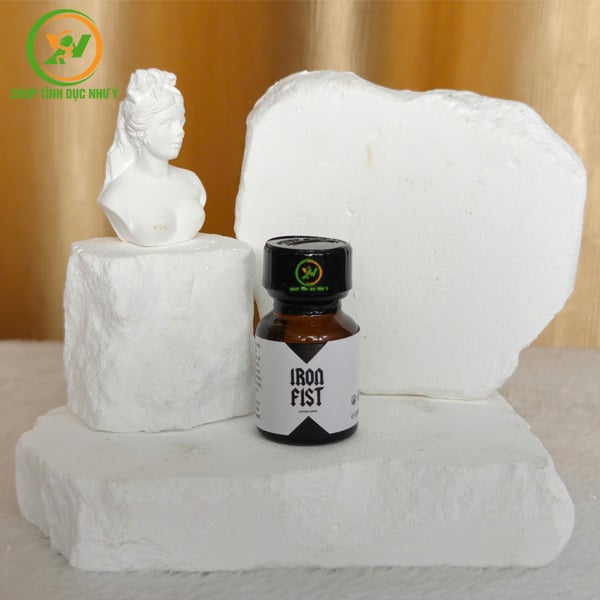 Chai hít hỗ trợ tăng cường khoái cảm Popper Iron Fist 10ml