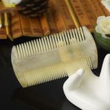  Lược sừng trâu dáng lược bí 2 răng đều nhau Mnistore kích thước 12cm màu trắng lược chải chấy, gàu, chăm sóc da đầu 