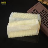  Lược sừng trâu dáng lược bí 2 răng đều nhau Mnistore kích thước 12cm màu trắng lược chải chấy, gàu, chăm sóc da đầu 