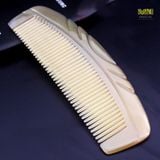  Lược sừng trâu dáng me Mnistore màu trắng - đen kích thước 11-17cm khắc khía tròn trên thân chăm sóc và bảo vệ tóc 