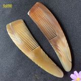  Lược sừng trâu dáng liềm chuôi khía Mnistore màu sắc trắng kích thước 16-22cm dày 3-9mm giúp tạo kiểu tóc thuận tiện và chăm sóc tóc 
