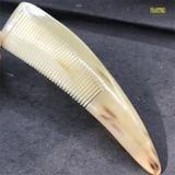  Lược sừng trâu dáng liềm Mnistore màu trắng kích thước 16-20cm lược chải tóc massage đầu giúp giảm căng thẳng mệt mỏi 