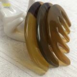  Lược sừng massage đầu Mnistore thiết kế răng thưa kích thước 9-10cmx5,5cm dày 8mm-11mm Dễ sử dụng, dùng để massage đầu 