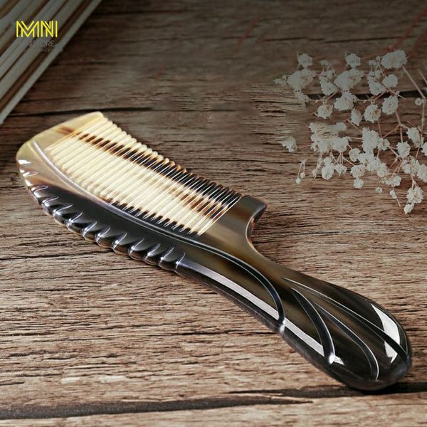 Lý Do Top Lược Sừng Chuôi Khía Tạo Nên Cơn Sốt