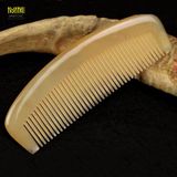  Lược sừng trâu dáng me trơn hình dáng múi bưởi kích thước 8,5cm - 13cm màu lưa giảm tình trạng rụng tóc 
