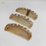  Lược Sừng Trâu Dáng Me Chim Đôi, kích thước 12-13cm dày 5-7mm màu sắc đen và trắng Dụng cụ chăm sóc tóc 