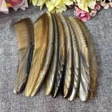  Lược sừng trâu dáng liềm chuôi khía Mnistore màu sắc trắng kích thước 16-22cm dày 3-9mm giúp tạo kiểu tóc thuận tiện và chăm sóc tóc 