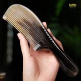  Lược sừng trâu chuôi trơn Mnistore màu sắc đen kích thước 16cm đến 20cm Chăm Sóc Tóc Từ Thiên Nhiên Và Bảo Vệ Da Đầu 