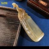 Lược sừng trâu điêu khắc hình con công Mnistore màu trắng kích thước 20cm dòng lược cao cấp chăm sóc tóc và làm quà tặng 