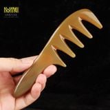  Lược sừng chuôi răng thưa kích thước 18cm dày 7-9mm màu bấ kì, lược chải tóc hỗ trợ giúp giảm rụng tóc, bảo vệ tóc, massage da đầu 