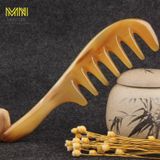  Lược sừng chuôi răng thưa kích thước 18cm dày 7-9mm màu bấ kì, lược chải tóc hỗ trợ giúp giảm rụng tóc, bảo vệ tóc, massage da đầu 