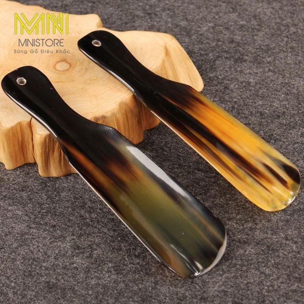 Đón Gót Giày Sừng Trâu: Món Quà Tặng Đẳng Cấp & Ý Nghĩa