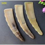  Lược sừng trâu dáng liềm chuôi khía trúc Mnistore kích thước 22cm dày 6-8mm màu trắng lược mát xa da đầu giúp bảo vệ tóc 