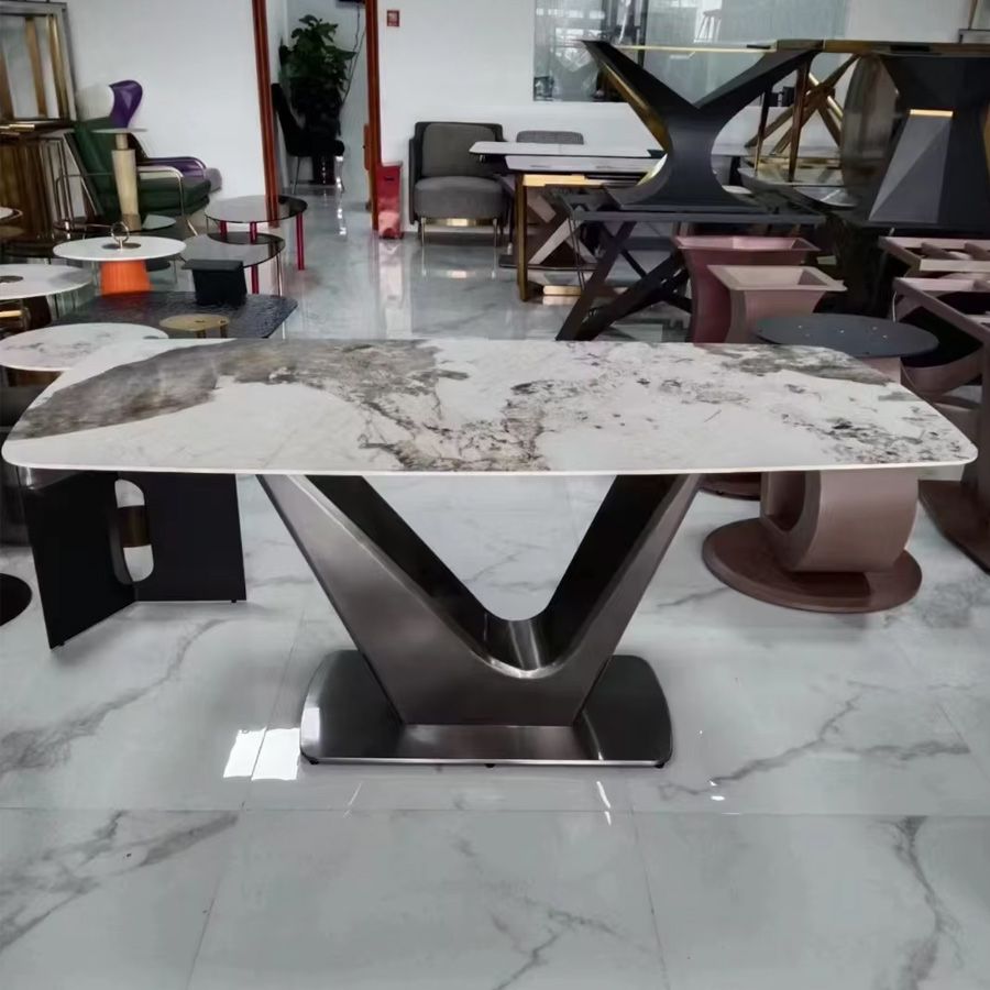 Bàn Ăn Cao Cấp Vinicius LHC0058 – Mặt Đá Ceramic, Chân Sắt Sơn Tĩnh Điện