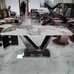 Bàn Ăn Cao Cấp Vinicius LHC0058 – Mặt Đá Ceramic, Chân Sắt Sơn Tĩnh Điện