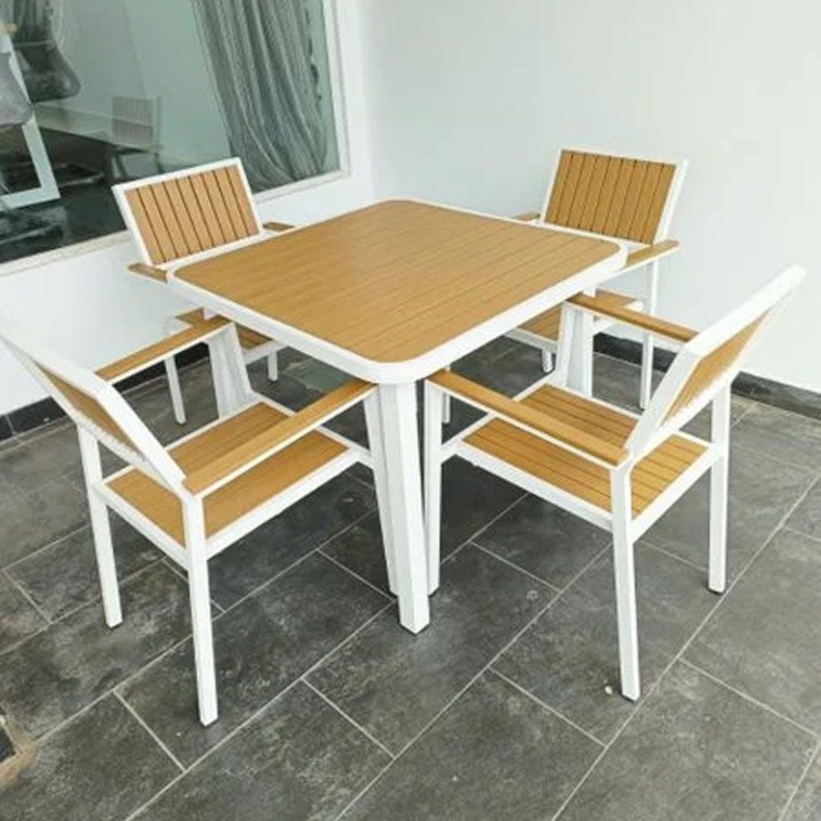 Bàn Sân Vườn LHBV20C4 - Thiết Kế Nhỏ Gọn, Phong Cách Hiện Đại