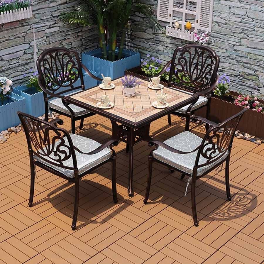 Bàn Sân Vườn Mặt Đá LHBV18 - Phong Cách Sang Trọng Cho Không Gian Ngoài Trời