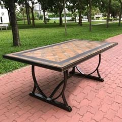 Bàn Sân Vườn LH18M - Sự Lựa Chọn Đẳng Cấp Cho Không Gian Ngoại Thất