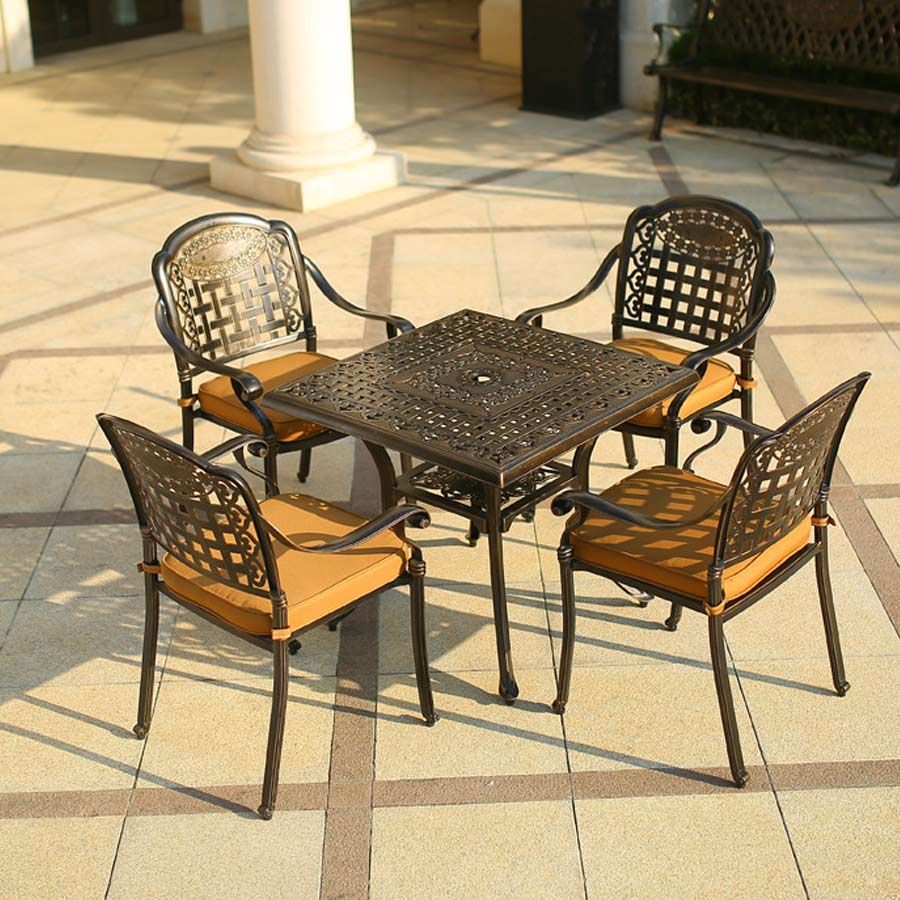 Bàn Sân Vườn LHV80 - Sự Kết Hợp Giữa Thiết Kế Sang Trọng Và Độ Bền Cao