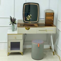 Bàn Trang Điểm LHA533 – Thiết Kế Tinh Tế và Tiện Dụng Cho Phòng Ngủ Hiện Đại
