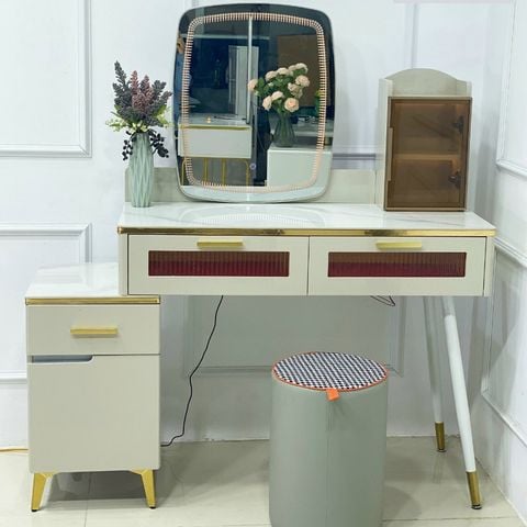 Bàn Trang Điểm LHA535 – Kiểu Dáng Hiện Đại và Tinh Tế Cho Phòng Ngủ