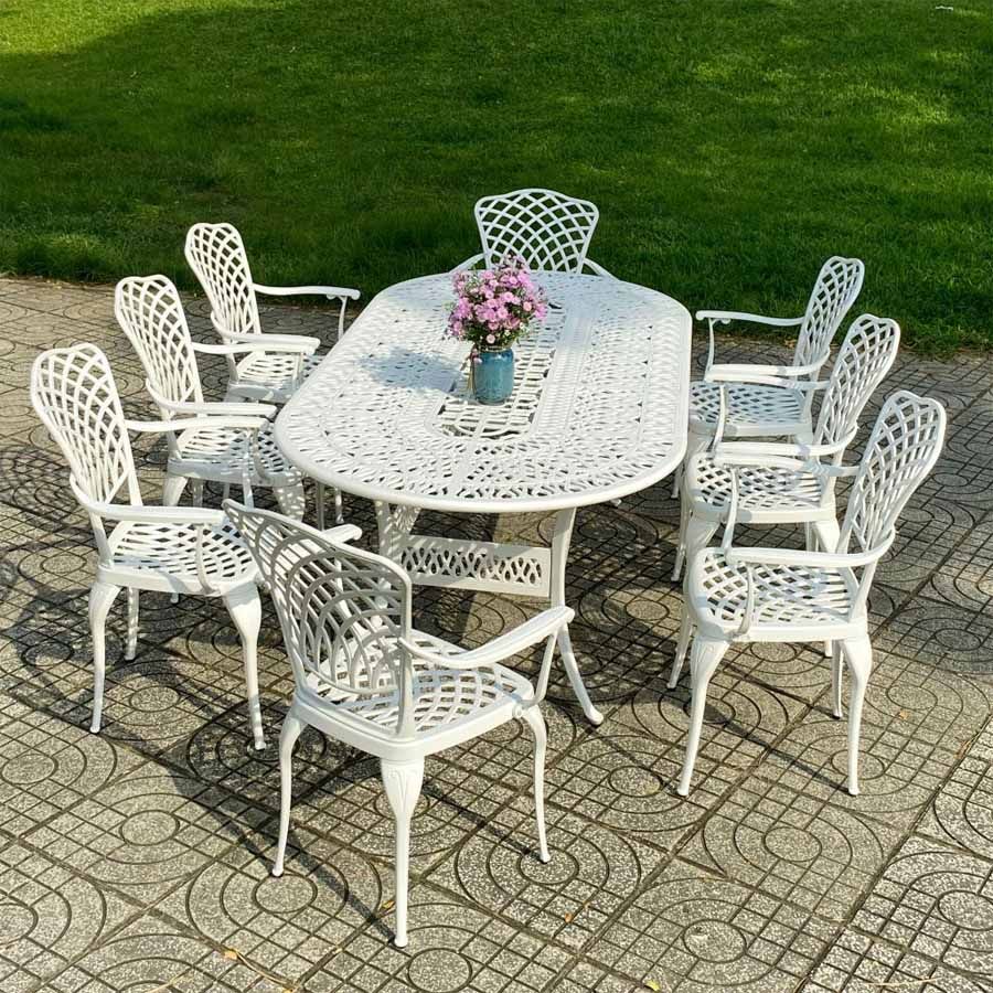 Bàn Sân Vườn Hình Oval Cấp LHBV8 - Sự Lựa Chọn Hoàn Hảo Cho Không Gian Ngoài Trời