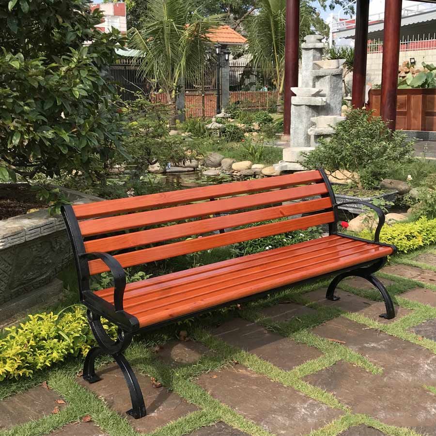 Ghế Dài Công Viên LHGCV04 – Kết Hợp Nhôm Đúc và Gỗ Tự Nhiên Cho Không Gian Ngoài Trời