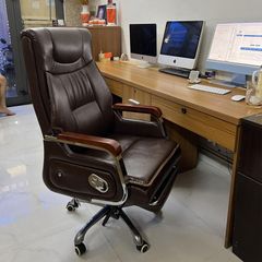 Ghế Giám Đốc LHT11 - Sang Trọng Và Đẳng Cấp Cho Phòng Làm Việc Hiện Đại