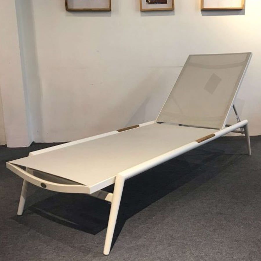 Ghế Hồ Bơi LHGL16G – Thư Giãn Thoải Mái Với Thiết Kế Hiện Đại Cho Không Gian Ngoài Trời