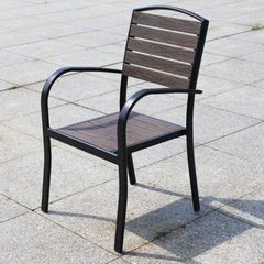 Bộ Bàn Ghế Sân Vườn LHD7 + LHGNG1 - Sự Kết Hợp Độc Đáo Và Bền Bỉ