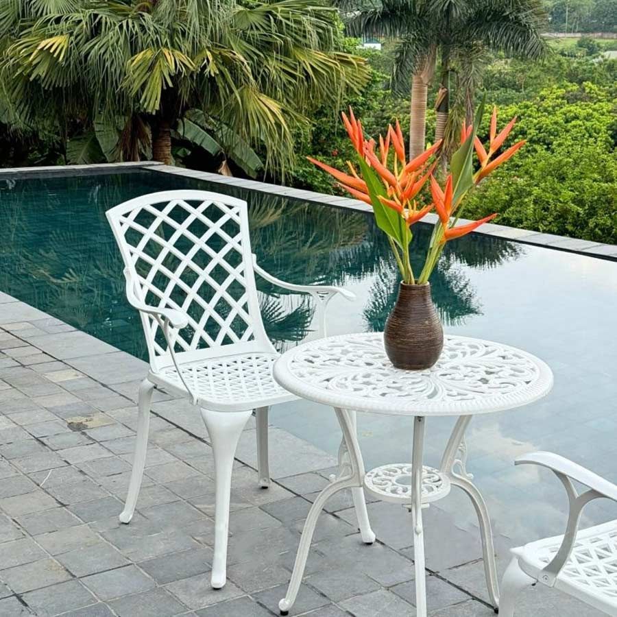 Ghế Nhôm Đúc Ngoài Trời LHGN21 - Sự Lựa Chọn Sang Trọng Cho Không Gian Ngoài Trời