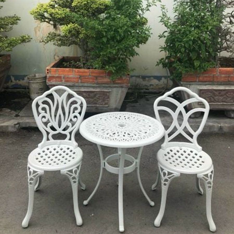 Ghế Nhôm Đúc Ngoài Trời LHAV02 - Thiết Kế Sang Trọng Cho Không Gian Ngoài Trời