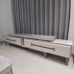 Kệ Tivi Laura LHKTV73 - Sự Sang Trọng Cho Phòng Khách Hiện Đại