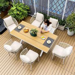 Bàn Sân Vườn LHBV23B - Khung Trắng, Nan Màu Gỗ