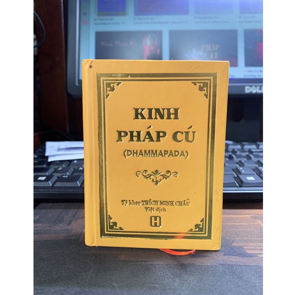  Kinh Pháp Cú - Bìa Cứng Kích thước 7.5 x 10.5 cm (HT. Minh Châu) 