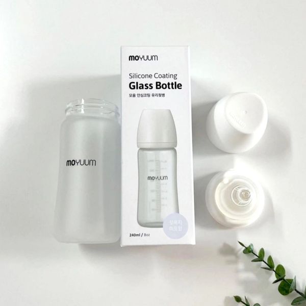 Bình Sữa Moyuum Thủy Tinh 240ml - Trơn - Kèm Núm Số 2