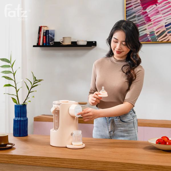 Máy đun và hâm nước pha sữa thông minh tiện lợi Fatzbaby Smart 4 Plus