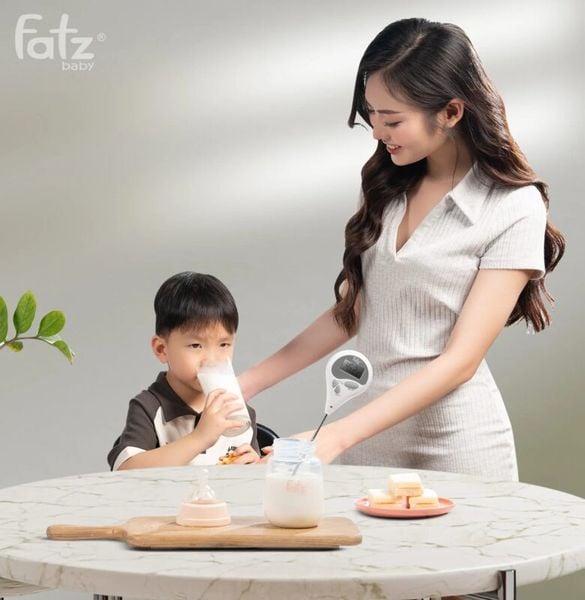 Nhiệt kế điện tử đa năng đo sữa, đo nước cho bé Truly 1 – FB8683WS