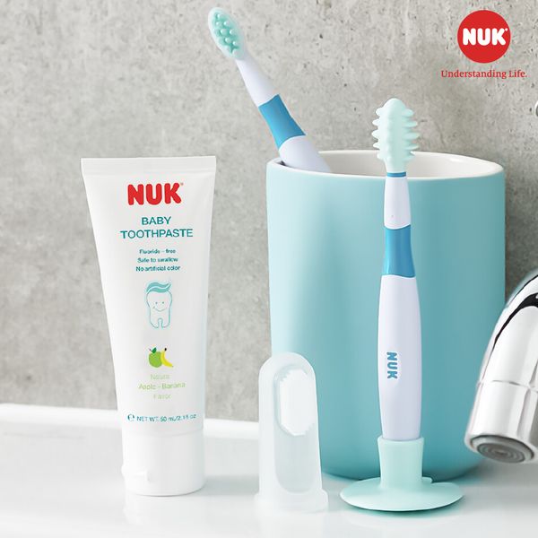 Kem Đánh Răng Nuk Vị Táo Chuối 3-36M (Hộp)