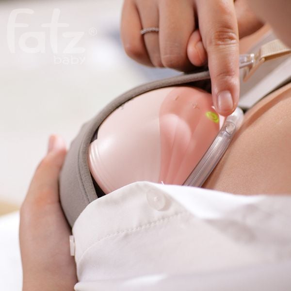 Máy Hút Sữa Rảnh Tay Và Không Dây FATZ BABY Freemax 8