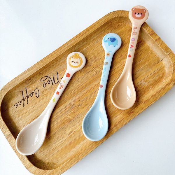 Thìa Ăn Dặm HONPER Cán To HP2407, Cán Nhỏ HP2408 Màu Ngẫu Nhiên