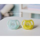 Ty Ngậm Tommee Tippee Silicone Cho Bé Từ 0-6, 6-18, Ti Ngậm Ultralight